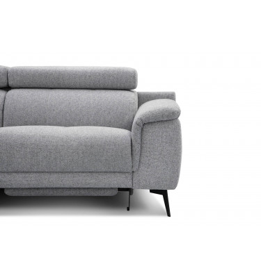 Ecksofa links mit Relaxfunktion FIERO, 5-Sitzer, in elegantem Silbergrau (Arano 09), perfekt für ein modernes Ambiente.