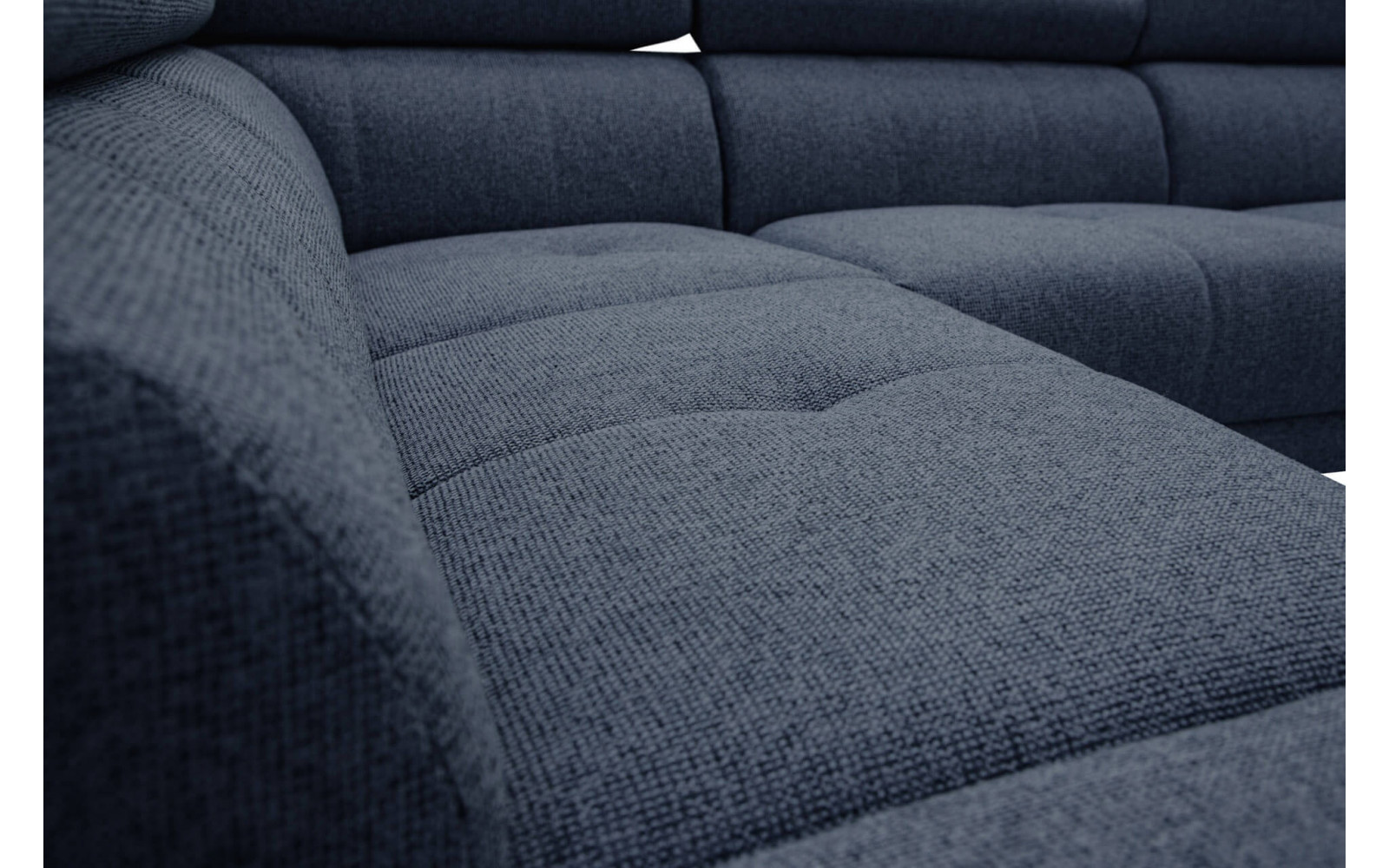 Komfortables Ecksofa links mit Relaxfunktion FIERO, 5-Sitzer, in tiefem Marineblau (Arano 12), für eine entspannende Atmosphäre.