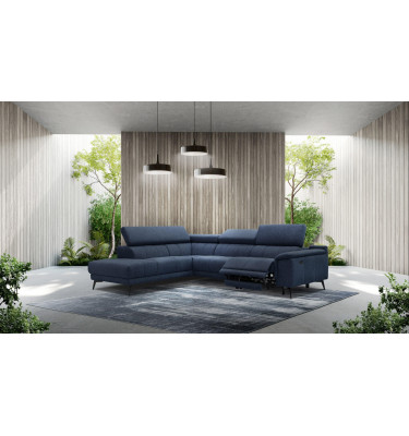 Komfortables Ecksofa links mit Relaxfunktion FIERO, 5-Sitzer, in tiefem Marineblau (Arano 12), für eine entspannende Atmosphäre.