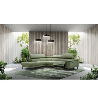 Ecksofa links mit Relaxfunktion FIERO, 5-Sitzer, in Olivgrün (Arano 24), für ein naturnahes Ambiente.